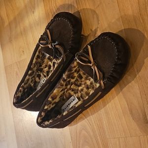 Airwalk Moccasins